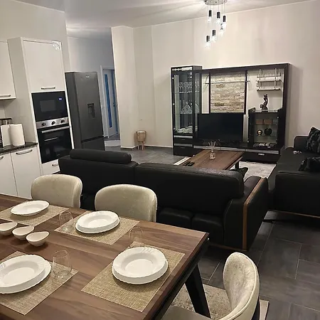 Ar-lux Old Street Shkodër