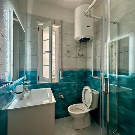 Ar-lux Old Street * Shkodër